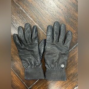 Canada Goose Black Leather Gloves with Ribbed Cuffs
